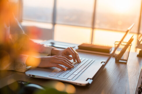Trading on Trust in ETRM Implementations: Making SI–Vendor Partnerships Work